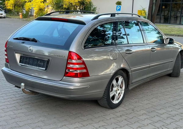 Mercedes-Benz Klasa C cena 12300 przebieg: 297127, rok produkcji 2006 z Przemyśl małe 254